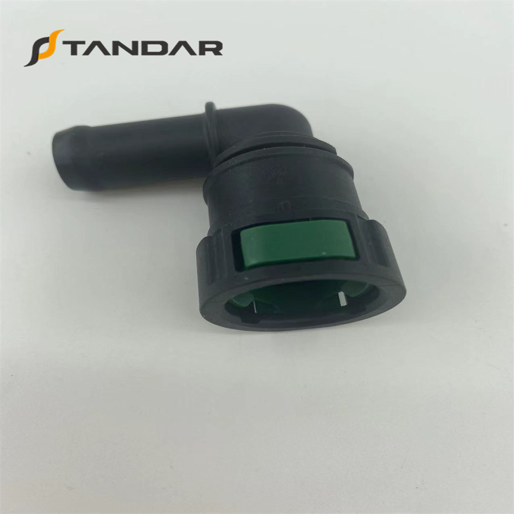 21052612 Gearbox Oil Cooler Connector For Volvo FM13 truck